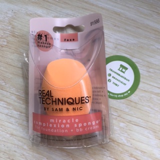 Bông mút trang điểm Real Techniques By Sam & Nic Miracle Complexion Sponge