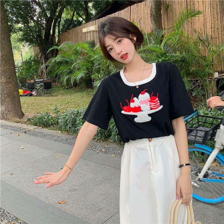 Áo Thun Tay Ngắn Cổ Thêu Mới Cho Nữ