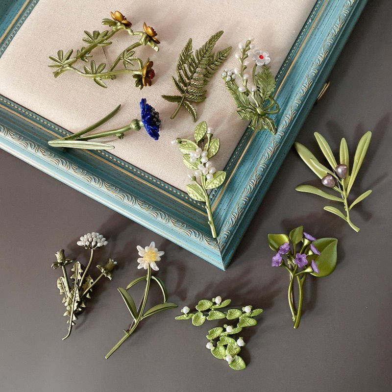 Pin cài áo bình hoa hướng dương Van Gogh 3D - GC486