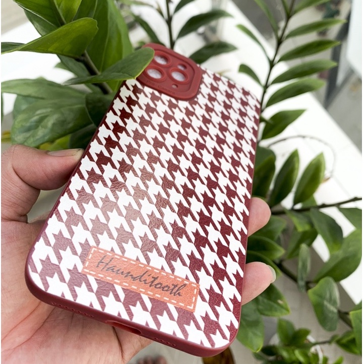 Ốp lưng iphone cạnh vuông lỗ camera - Mẫu Caro dễ thương
