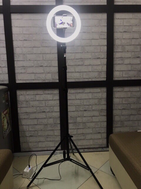 đèn led livestream hỗ trợ bán hàng Size 26cm+ Chân cao 2,1m+ kẹp đt