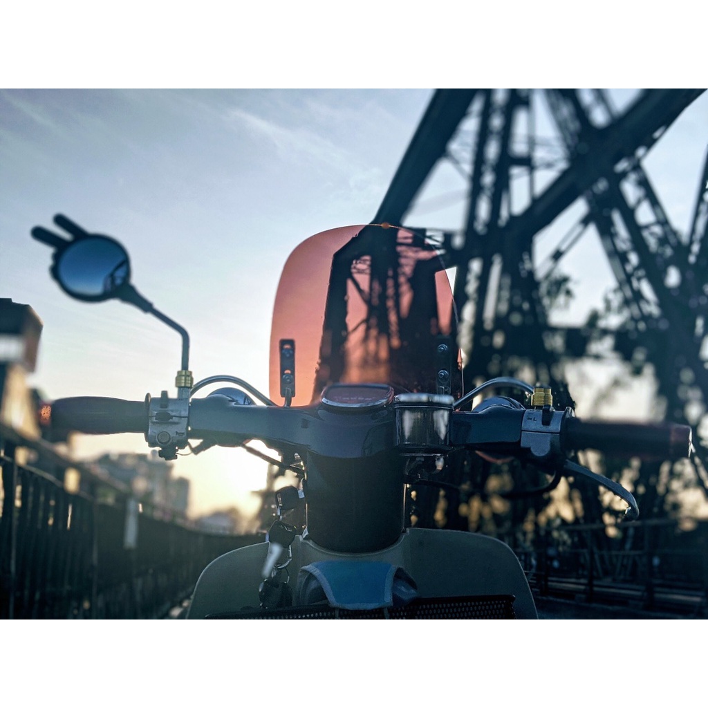 #1 Kính chắn gió xe cub đèn tròn Japan