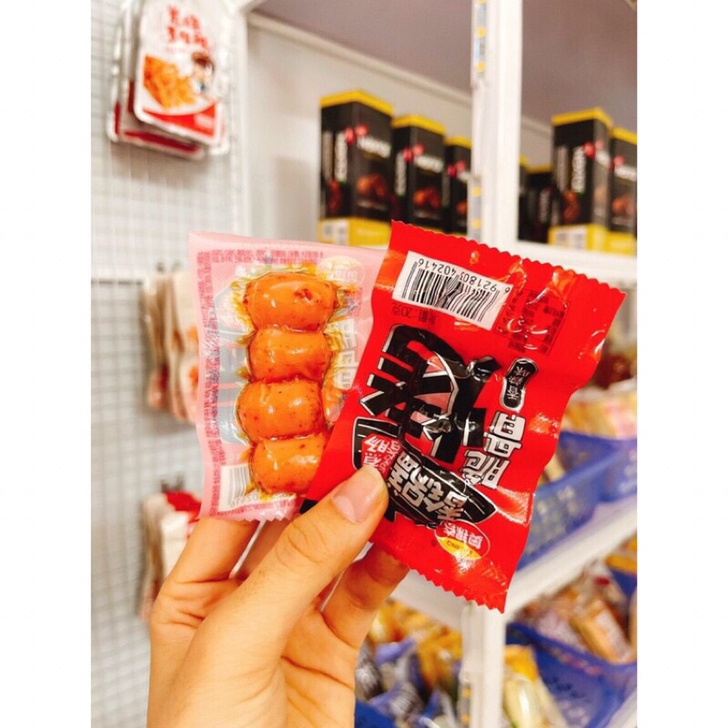 Xúc xích sụn gà