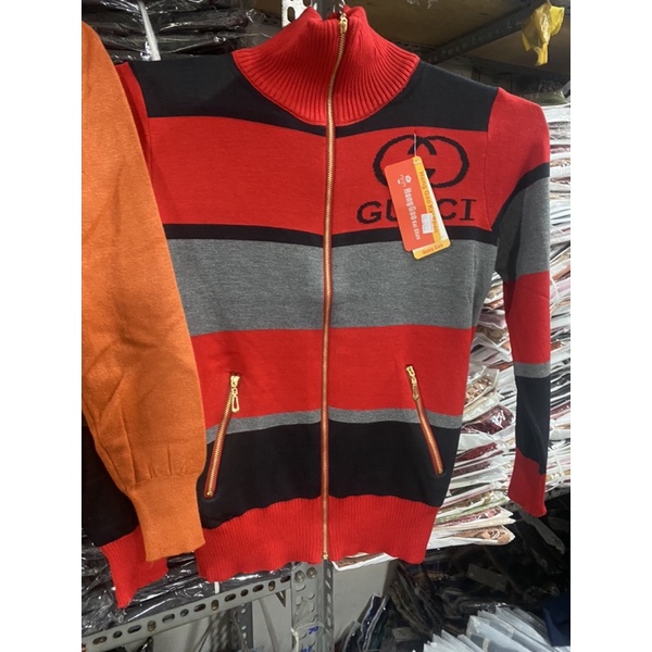 Áo khoác len bà già