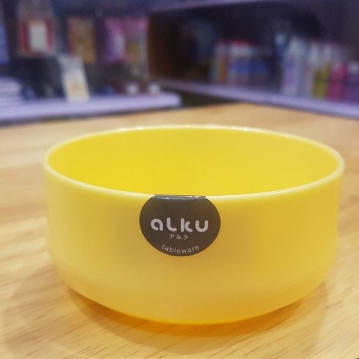 Bát ăn dặm cho bé con sâu lòng 10cm màu vàng Alku nội địa Nhật Bản