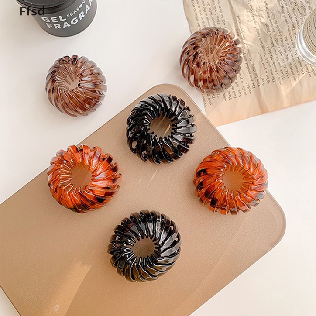 Kẹp Tóc Càng Cua Đính Pha Lê Xinh Xắn Cho Chim Cảnh