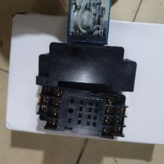 Đế rơ le vuông 14 chân PYF 14A