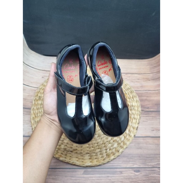 Giày clarks bé gái vnxk