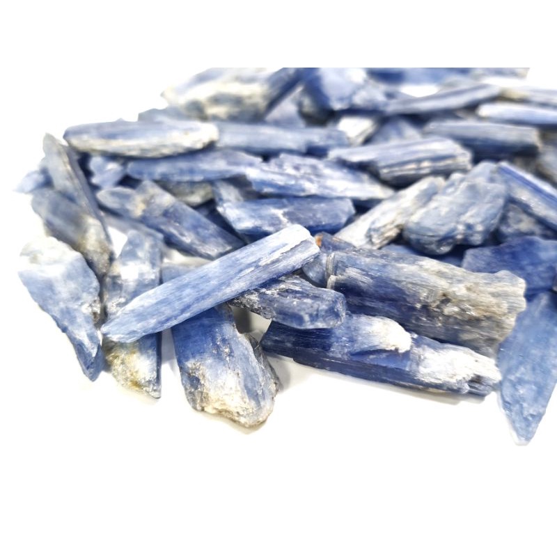 Kyanite thô tự nhiên có 3 kích cỡ dùng sưu tầm trưng bày, làm handmade, thanh tẩy bài tarot..