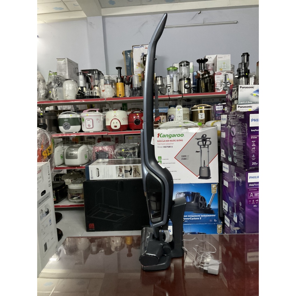 Máy hút bụi cầm tay Electrolux ZB3411 - Hàng trưng bày