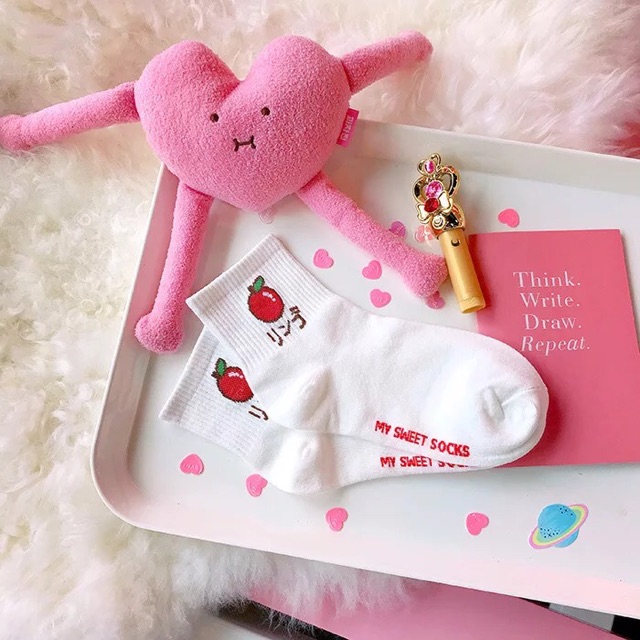 Tất cổ cao thêu hoa quả | BigBuy360 - bigbuy360.vn