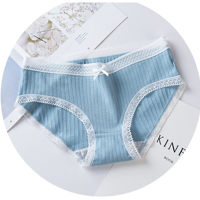 Quần lót phối nơ nhỏ