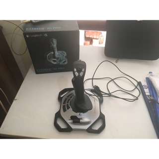 Tay cầm logitech