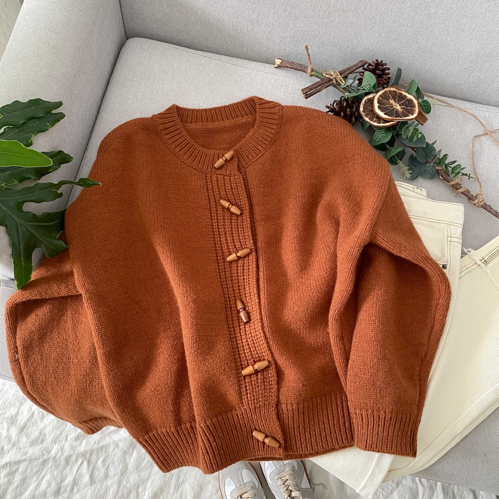 Áo khoác cardigan cổ tròn nút gỗ 2 màu LENCLOTHING 8263