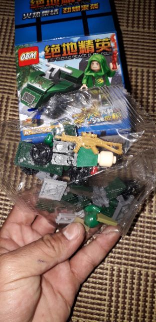 Lắp ráp 1 hộp LegoPubg hộp thính 99525 có nhiều chi tiết bằng nhựa ABS