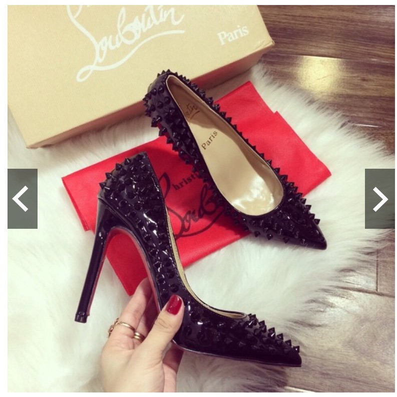 giày đinh louboutin