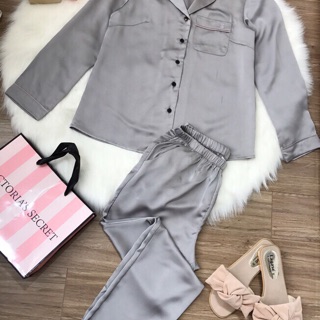 Bộ Pijama lụa Satin Victoria 's Secret [szS]
