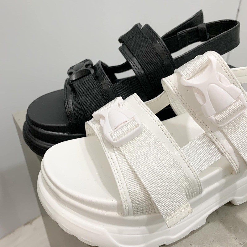 GIÀY SANDAL 5 PHÂN MÀU ĐEN &amp; TRẮNG