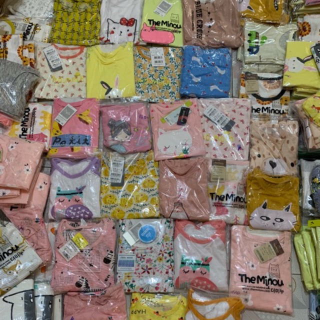 Sỉ Bộ xuất Hàn