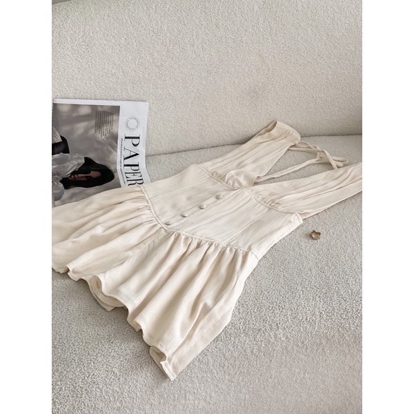 Jumsuit cổ V hiện đại | V JUMSUIT