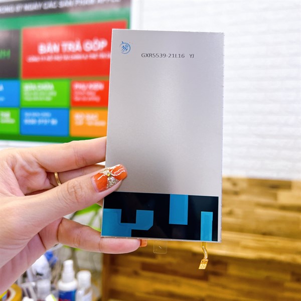 Phản quang Oppo F3