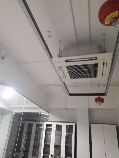 Máy lạnh DAIKIN F25ETHPS-W 1,25 HP inverter tiết kiệm điện gas R410
Xuất sứ : sdt 0966716827 mr tuyên