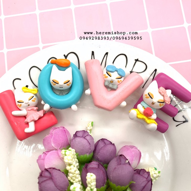 Set mèo chữ love - tiểu cảnh