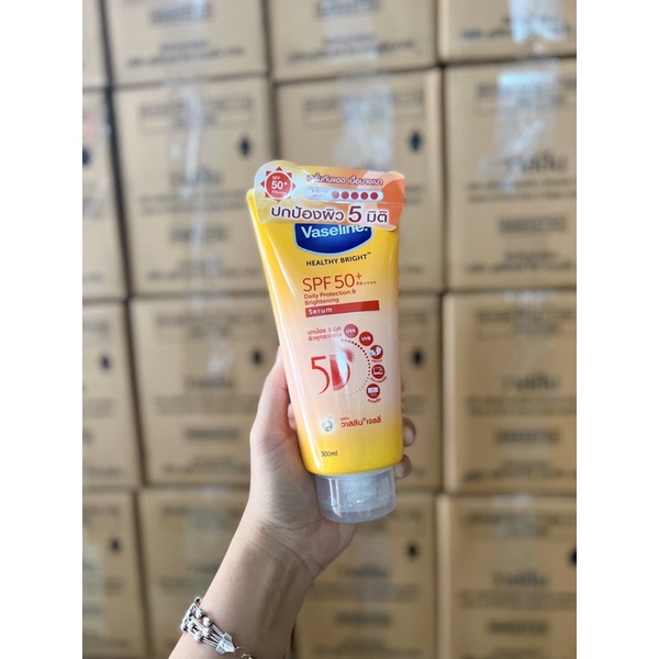 DƯỠNG THỂ KÍCH TRẮNG VASELINE 50X , 10X