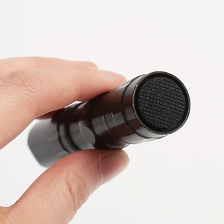 Đèn Pin LED Cầm Tay Mini Tầm Xa
