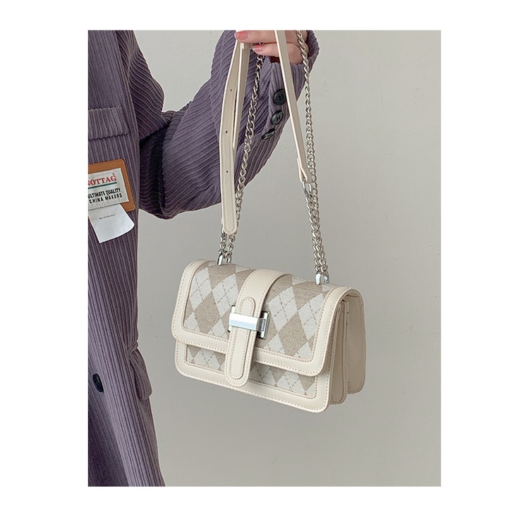 Túi xách da vải trắng - Mẫu túi siêu hot