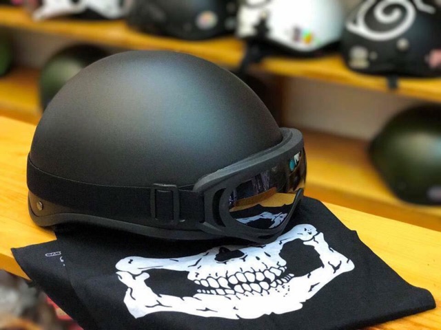 Mũ bảo hiểm 1/2 đen trơn - nón bảo hiểm 1/2 đen trơn