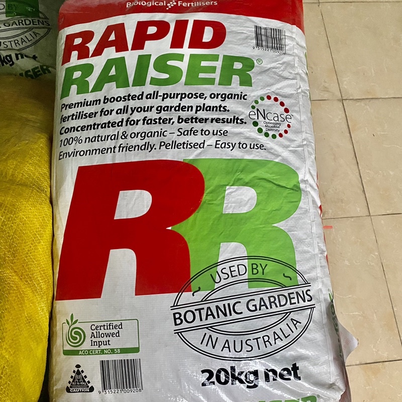 Phân bón hữu cơ 20kg RR RAPID RAISER dạng Viên của Úc Bao 20kg, viên nén RAPID RAISER RR đỏ