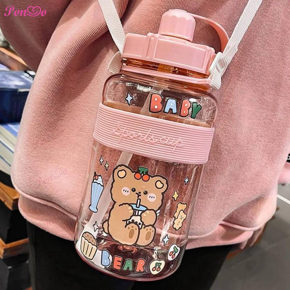 Bình Đựng Nước Thể Thao 600ml 1000ml 1500ml 2000ml Kèm Miếng Dán Hình Gấu Dễ Thương