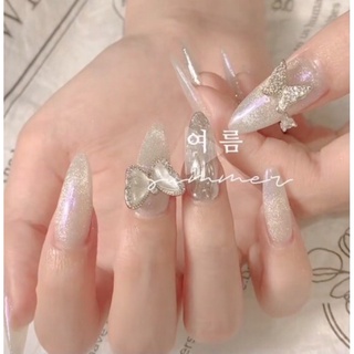 Móng giả mắt mèo kim cương buom buom
