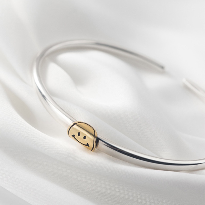 Vòng tay nữ thời trang Hàn Quốc Vòng tay mặt cười đơn giản