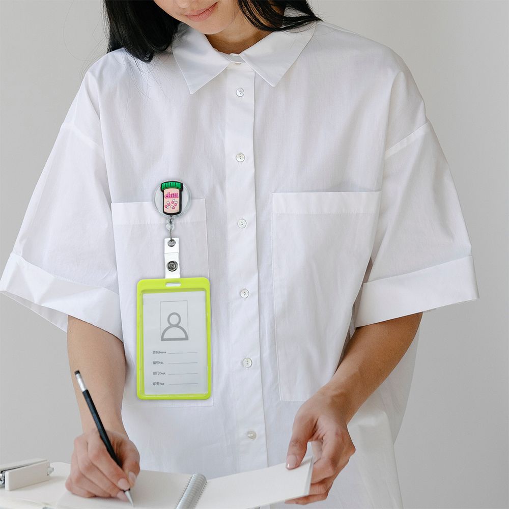 Móc Kẹp Bảng Tên/Thẻ ID Thiết Kế Dễ Thương Siêu Bền Tiện Dụng Cho Bác Sĩ/ Y Tá