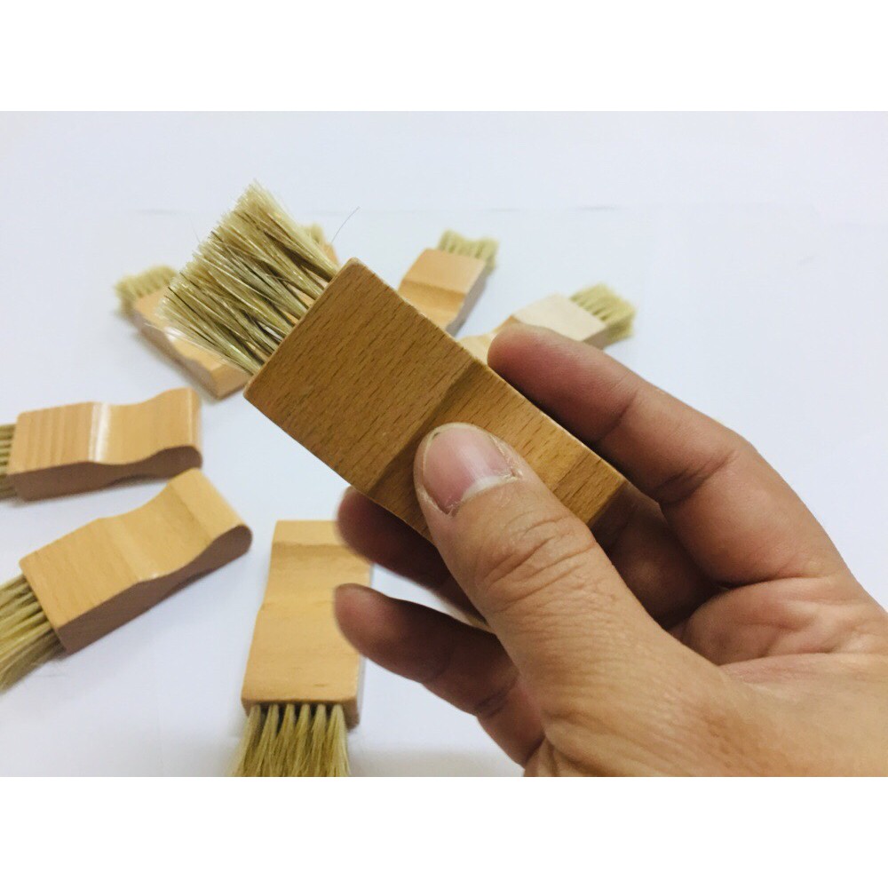 Chổi bôi xi giầy đầu vuông
