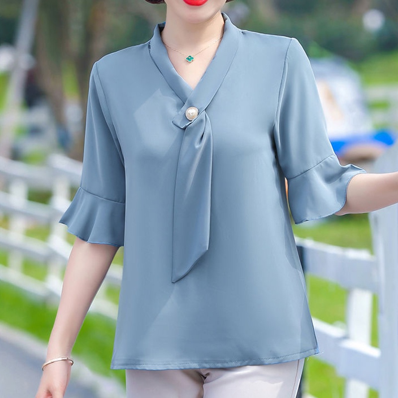 Áo sơ mi tay lửng cổ chữ V màu sắc đơn giản dành cho nữ