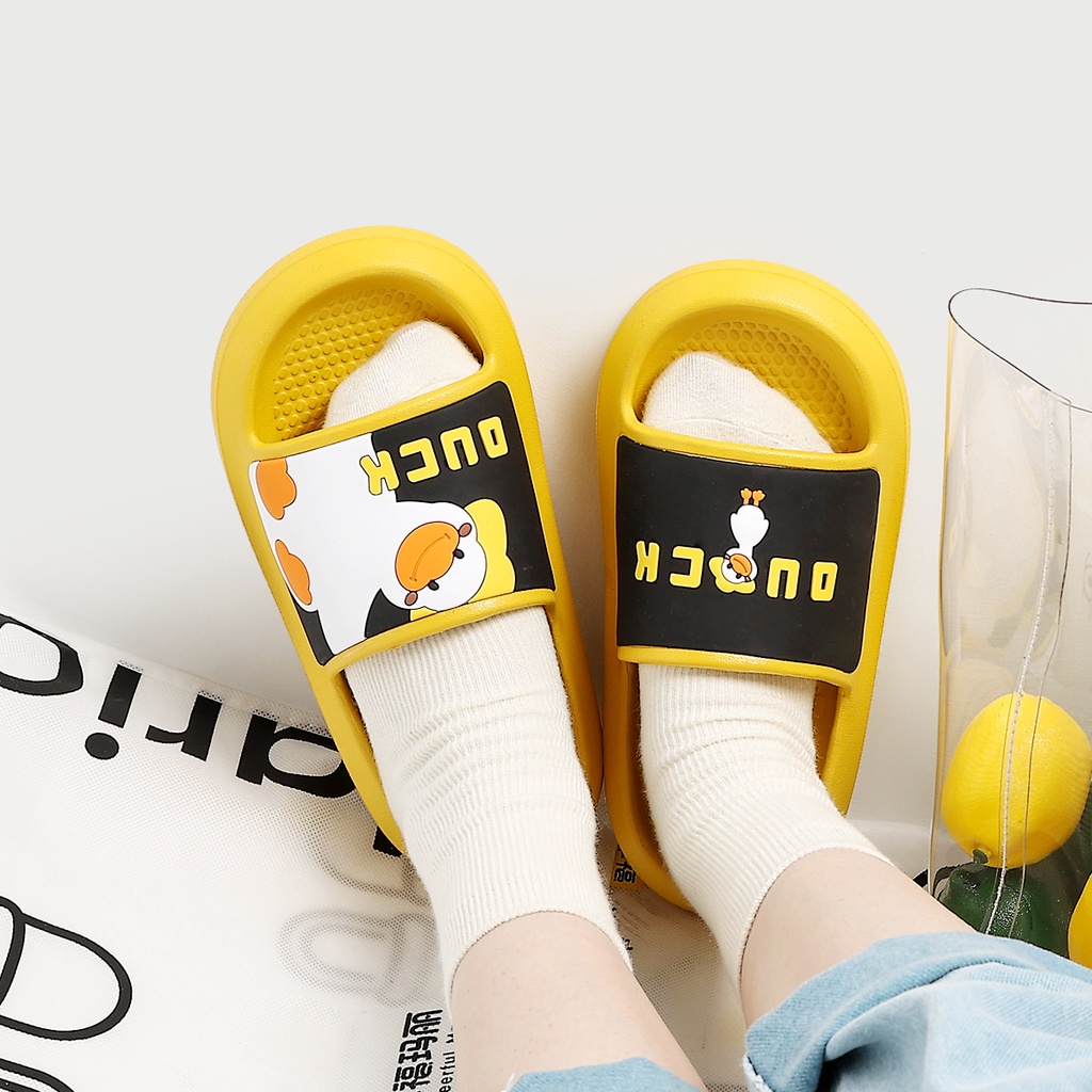 Dép đi trong nhà Cheerful Mario siêu nhẹ chống trơn trượt in hình vịt dễ thương cho bé 2-14 tuổi