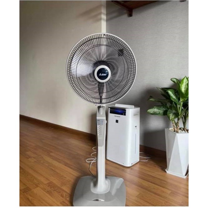 Quạt Cây Điều Khiển Misubishi LV16 Sản Xuất Thái Lan.BH 12 tháng