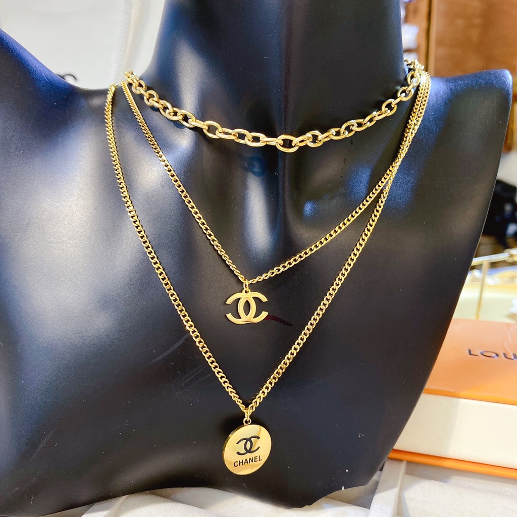 Dây chuyền nữ titan vàng 3 tầng giá rẻ không hoen rỉ cực kì sang trọng và cá tính - ms0115