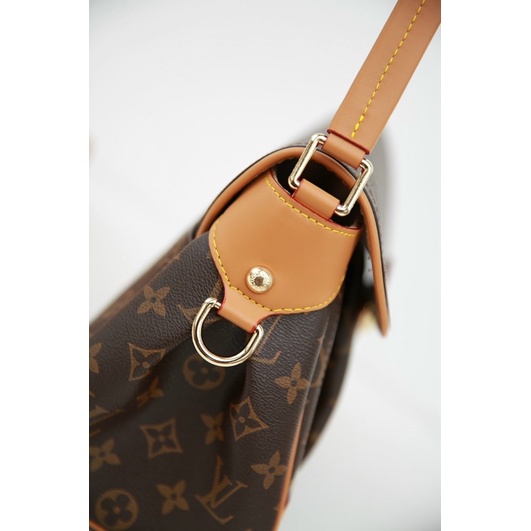 Túi quai xách W266-30 Beverly fullbox nam châm nguyên seal đẹp lắm luôn lót kèm code