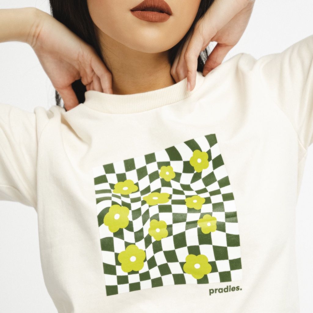 [Mã FAMARAL1 giảm 10K đơn 50K] Áo Thun Nữ Tay Ngắn Pradies &quot;FLORAL T-SHIRT&quot;