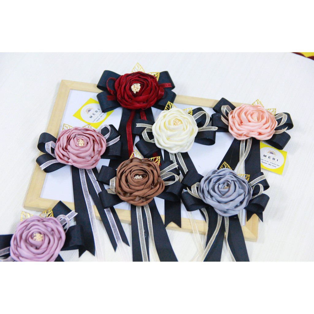 Tag cài áo handmade đính hoa phối ruy băng siêu xinh - Ảnh thật