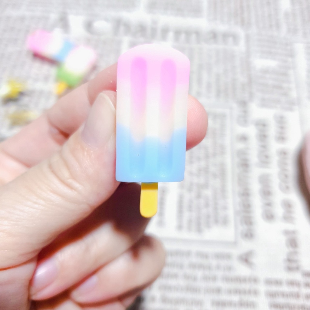 Sticker dán dép cross / nút gắn hkdesign mẫu cây kem 3 màu và kem dâu