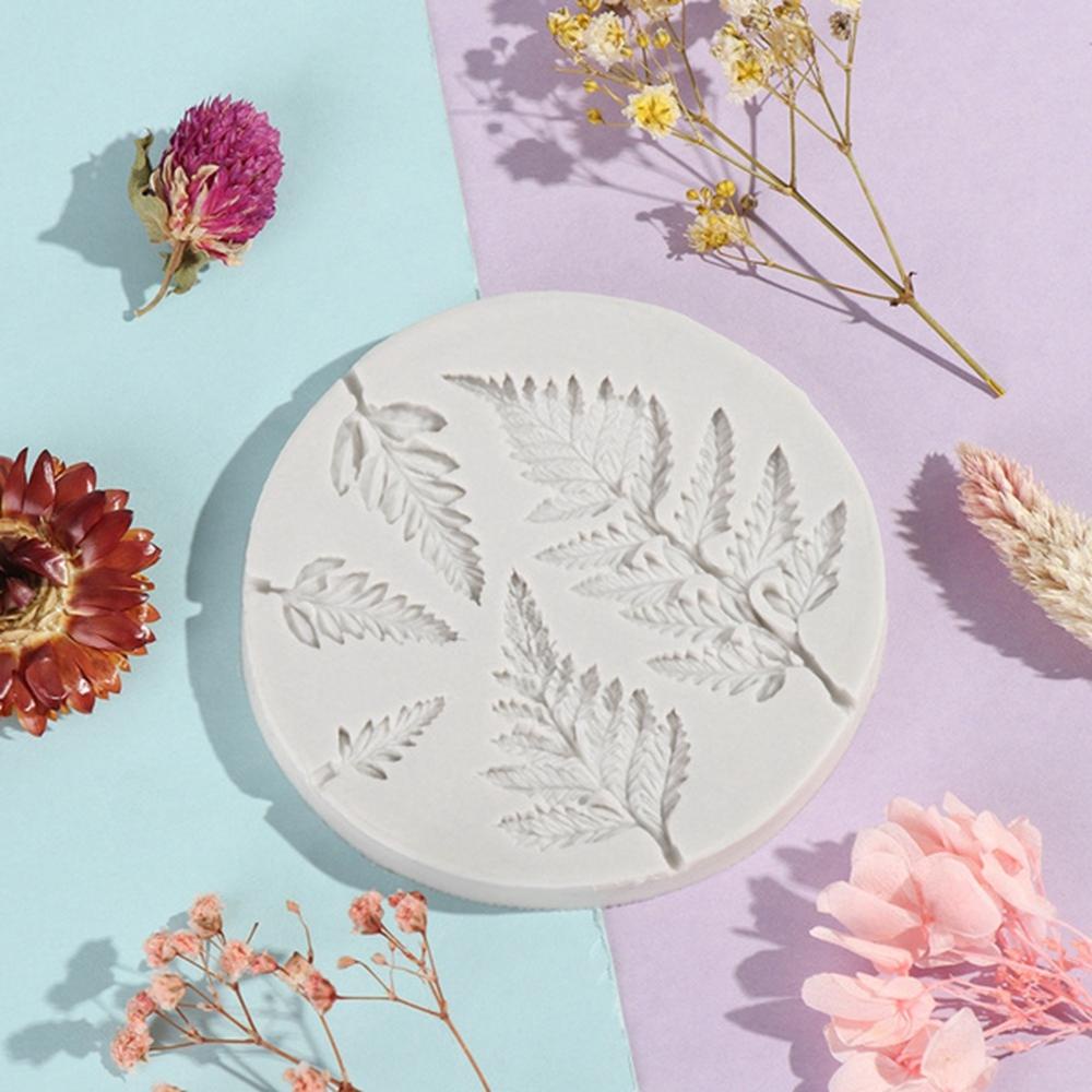 Khuôn Silicone Làm Bánh Hình Chiếc Lá DIY