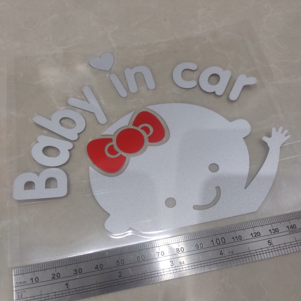 Decal Baby in Car dán xe đen trắng 13x16cm