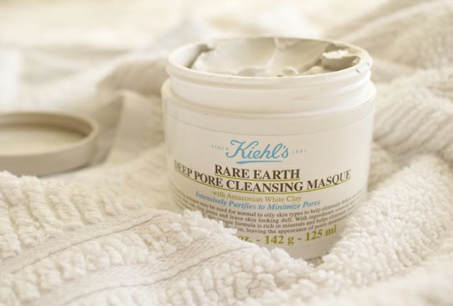 Mặt nạ đất sét kiềm dầu, se lỗ chân lông Kiehls Rare Earth Deep Pore Cleansing Masque