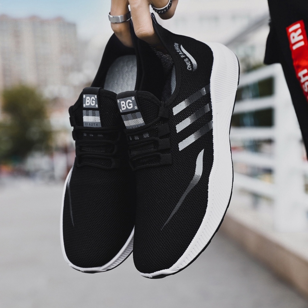 Giày Thể Thao Nam TKTMS47 Giày Sneaker Nam Nhẹ Nhàng Thoáng Khí Phối Sọc Size  39 đến 43 | BigBuy360 - bigbuy360.vn