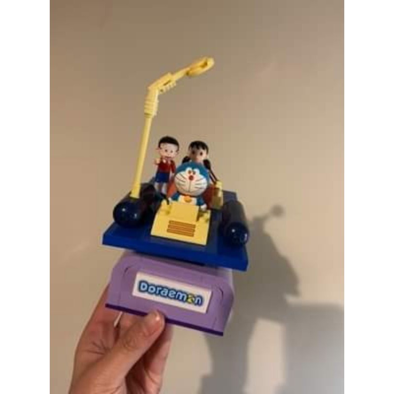 Mô hình lắp Doraemon và Cỗ Máy Thời Gian